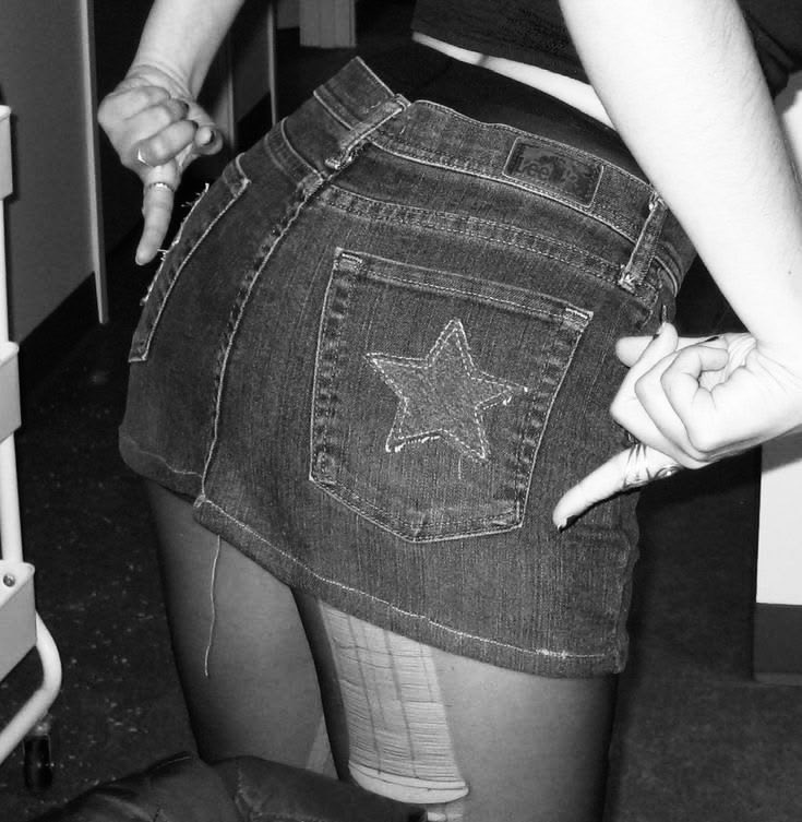 𝓖𝓵𝖆𝖒𝖔𝖚𝖗 ɪ𝑠 𝐹𝑂𝑅𝐸𝑉𝐸𝑅 . . ੭ tweet media