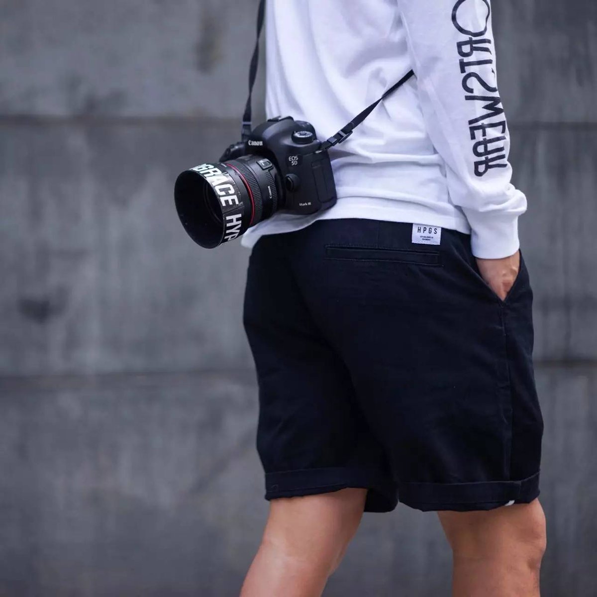 cesarine detienne tweet media