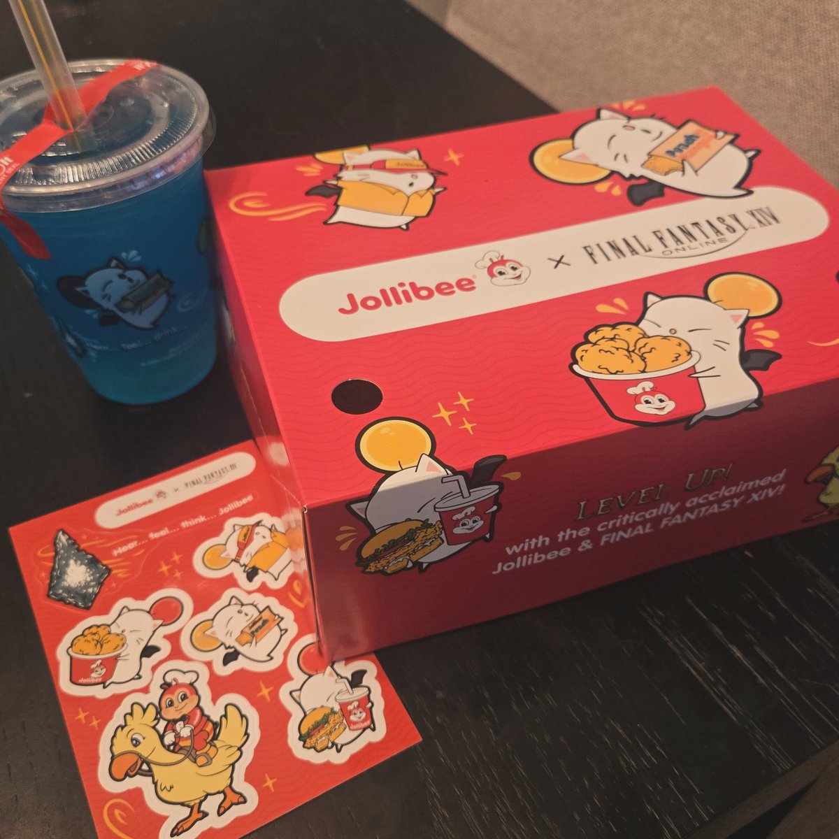 mochitsune's tweet photo. Jollibee x FFXIV :3 so cute... https://t.co/sjc53mvmrq