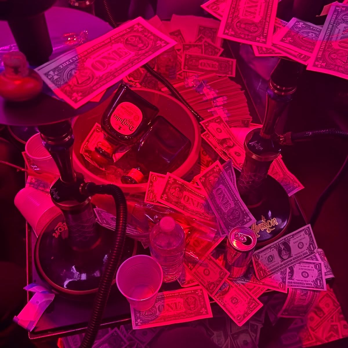 terrícola 𝜗𝜚 tweet media