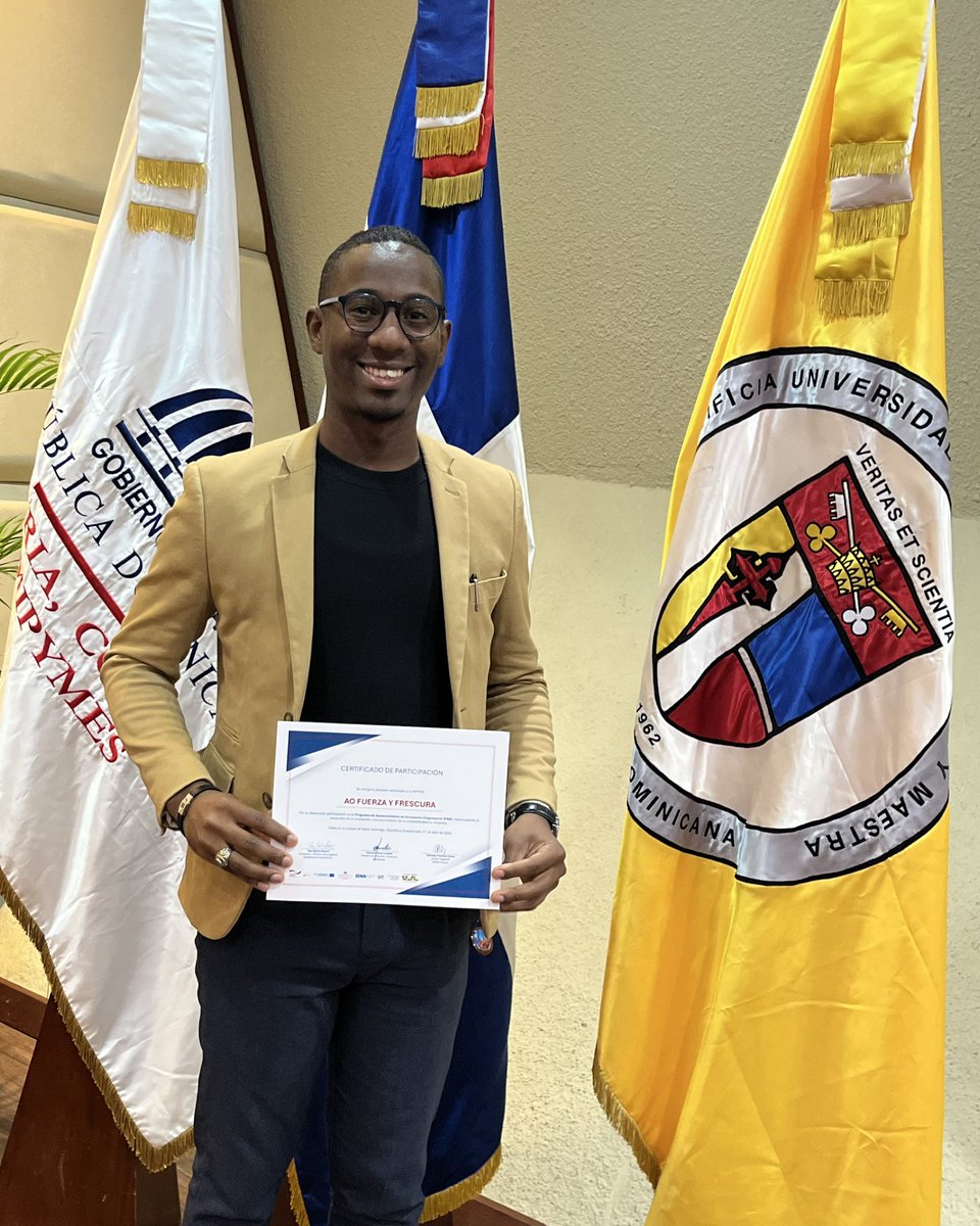 oscarfoster22's tweet photo. AO recibe certificación tras completar un proceso de asesoramiento en innovación empresarial, desarrollado en la Pontificia Universidad Católica Madre y Maestra.

Continuamos enfocados en consolidar una operación más eficiente, escalable y alineada a las exigencias del mercado. https://t.co/G4nv7C0wlL