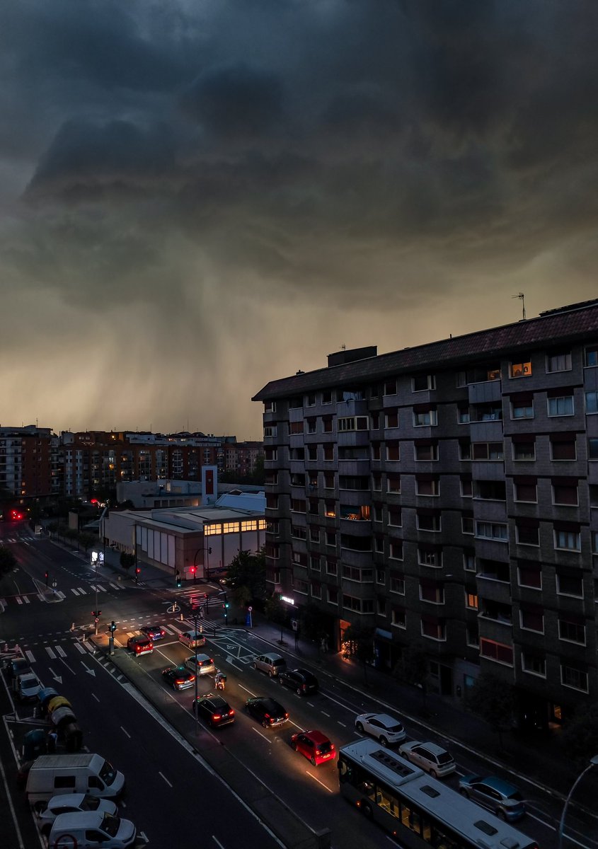 Mateja_TM's tweet image. #Tormenta eléctrica esta tarde en #vitoria