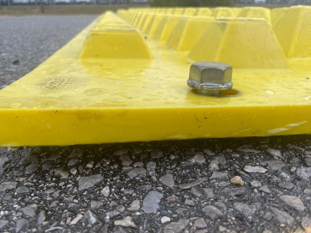 getfods's tweet image. Built to install anywhere.

From concrete to compacted soil, FODS can be secured using concrete screws or 18-inch stakes to keep mats in place and performing.

#FODS #ConstructionIndustry #TrackoutControl #SiteSolutions #BuiltRight