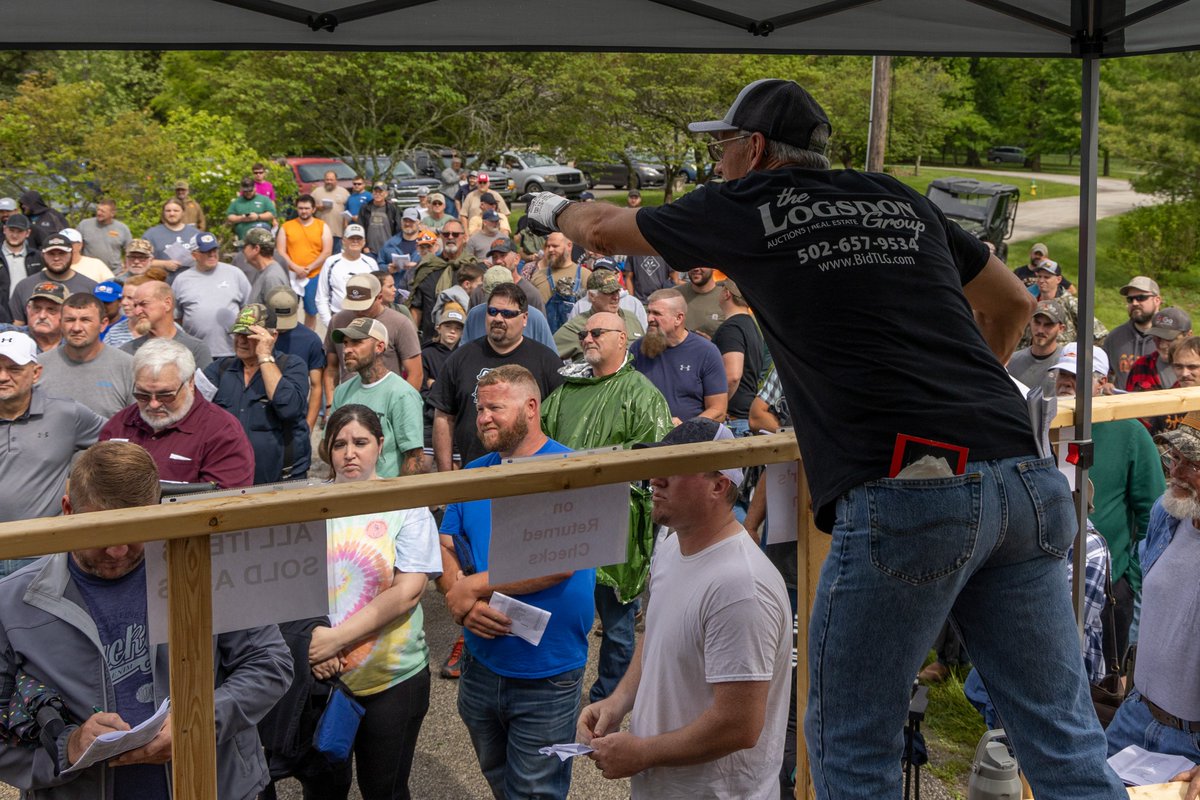 kyfishwildlife's tweet photo. Kentucky Fish and Wildlife will host a live auction to sell surplus items and confiscated hunting and fishing equipment on Monday, May 4, 2026.

Registration opens 7 am (ET)
Auction begins at 9:30 am (ET)
1 Sportsman's Lane, Frankfort, Ky.

https://t.co/tctLkjus4Y https://t.co/SvZVl2WS3F