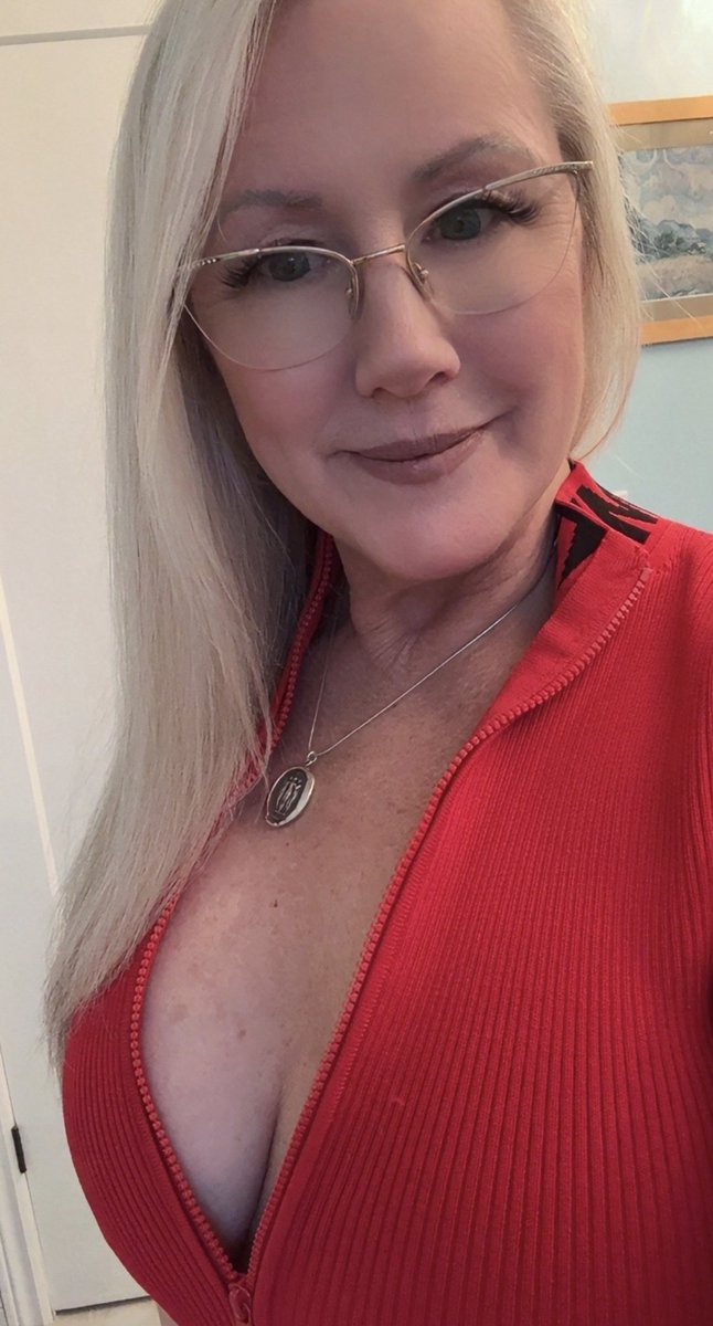 Shauna_Aloha's tweet photo. I have availability Wednesday 10am - 2pm &amp; Wednesday evening 7:30-8:30pm, Thursday 10am - 4pm
No availability Friday, Saturday or Sunday. https://t.co/zacMgojEaJ