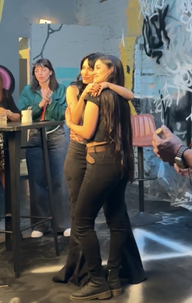 CAMILASTGR's tweet image. Estoy con #momi ,perdí dignidad con esta petiza xq con ella no soy yo 
Corrí, pase vallas,me tiraron del pelo,compartí sudor y pocos a mil @nadiedicenada_ #luzu #nadiedicenada