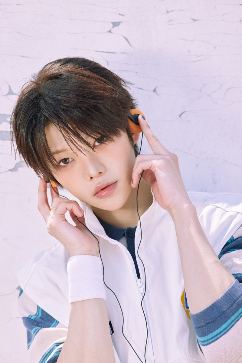 YUHZ 1st Single Album 〖 𝑶𝒓𝒂𝒏𝒈𝒆 𝑹𝒆𝒄𝒐𝒓𝒅 〗 Concept