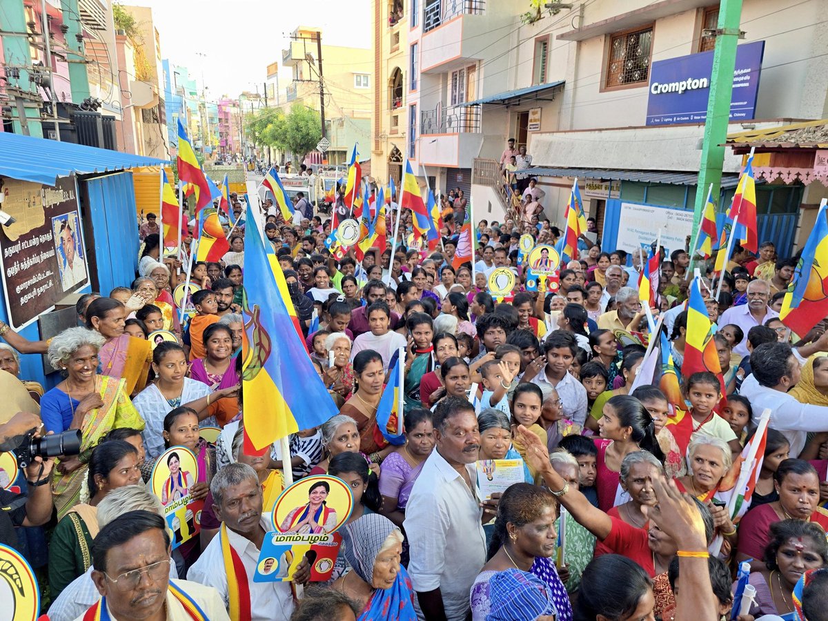 draramadoss's tweet image. அஇஅதிமுக தலைமையிலான தேசிய ஜனநாயக கூட்டணியில், தருமபுரி சட்டமன்றத் தொகுதி பாட்டாளி மக்கள் கட்சியின் வேட்பாளர் முனைவர் சௌமியா அன்புமணி அவர்களுக்கு மாம்பழம் சின்னத்தில் வாக்கு சேகரித்து, தருமபுரி நகரத்தில் தேர்தல் பரப்புரையை நிறைவு செய்த போது.!

#election2026 | #PMK | #NDA