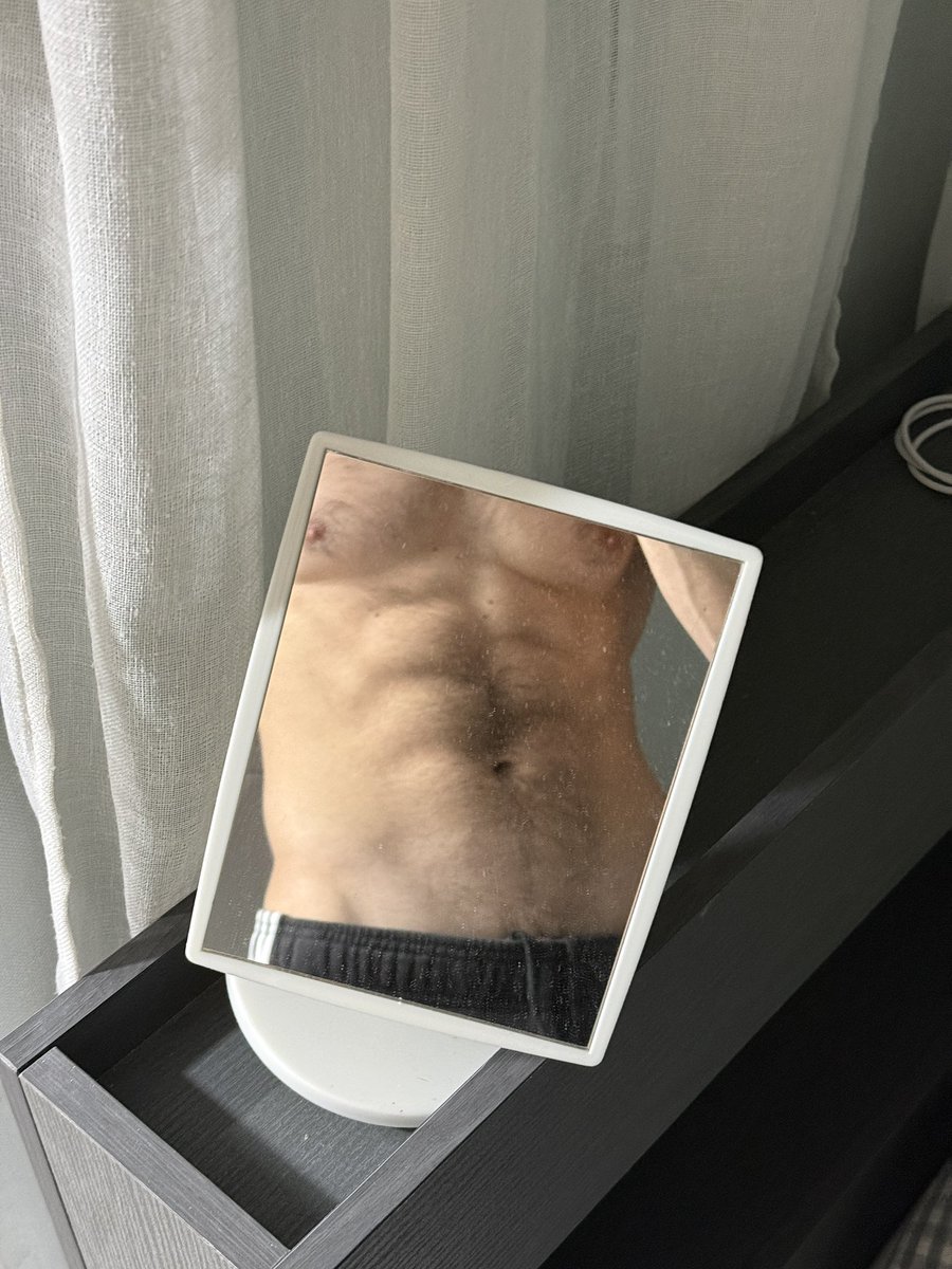 FrenchAbsForYou's tweet photo. Redoing my intro :
- not new to #nsfw and #nsfwtwt
- 24M he/him with abs, muscles and bwc
- anime and sports enjoyer
- French/english/spanish so everyone can come chat 
- like and RT for moots
- surely horny 
- looking for new moots, my DMs are open https://t.co/kGlpzFJELA