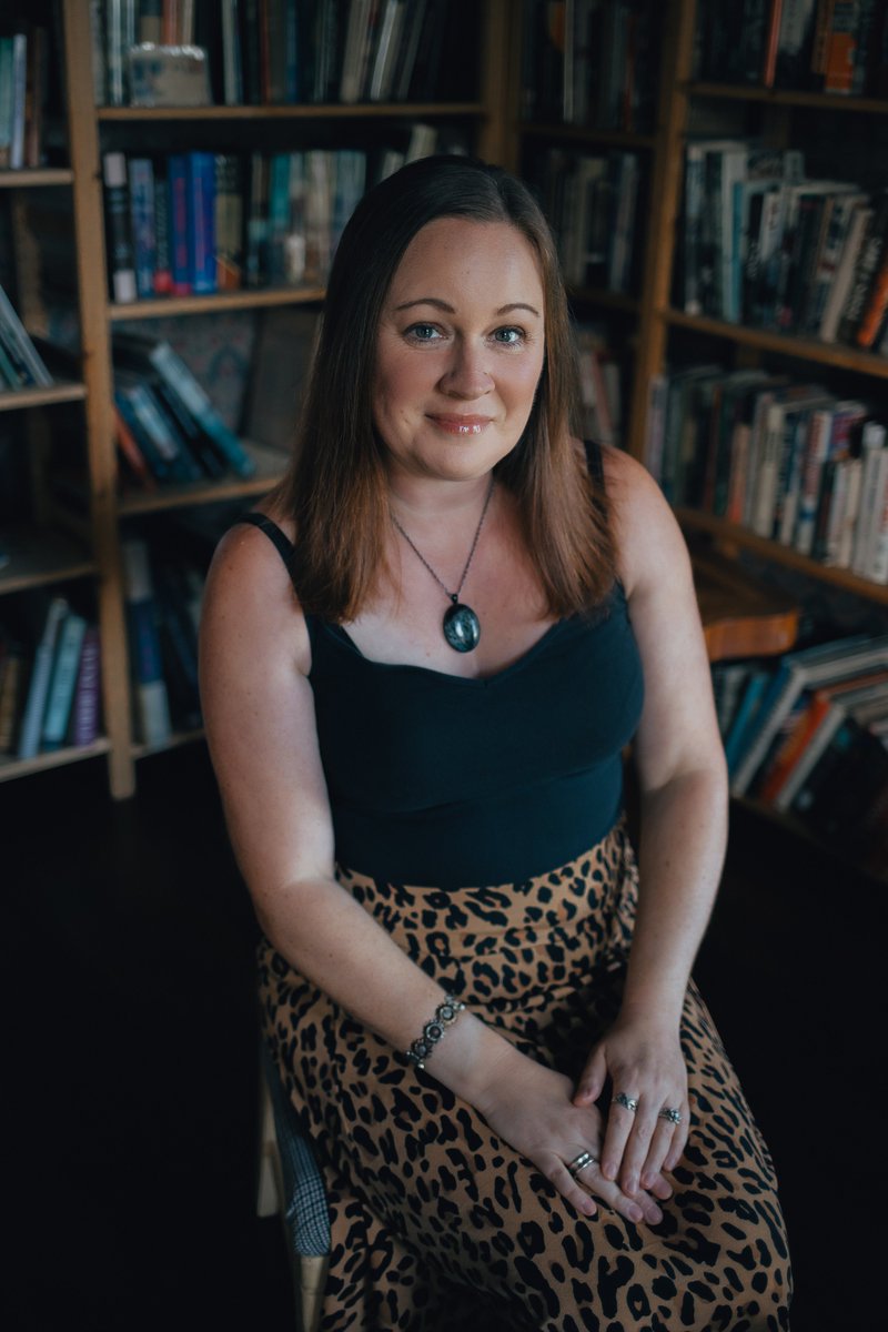 MBHenry1985's tweet image. New author shots! What do we think?! 😃

#WritingCommunity #writerslife #newpics