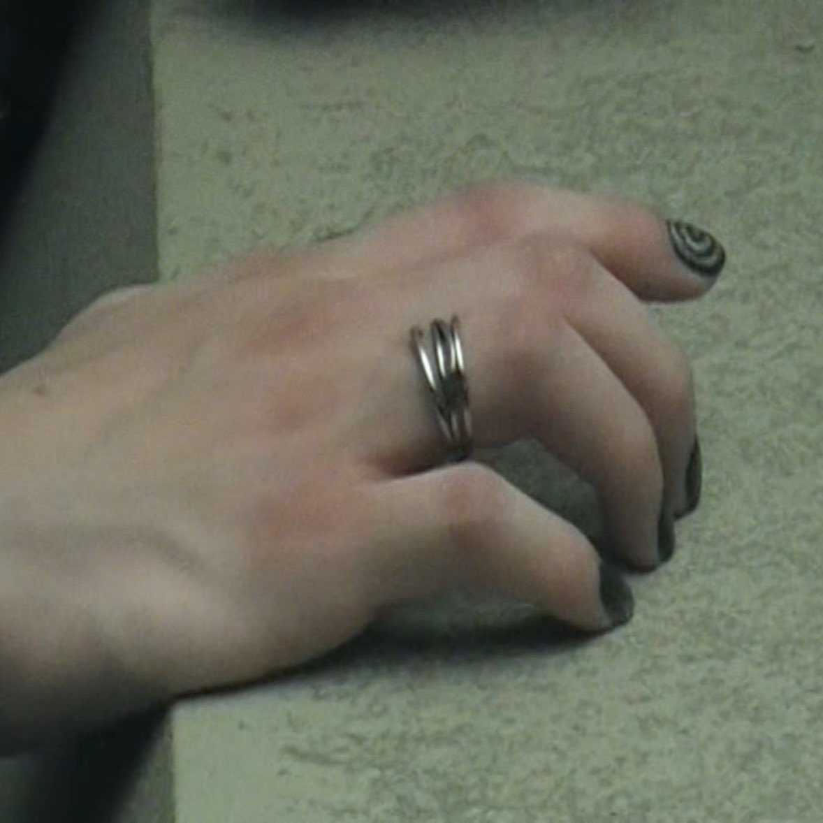 rae (slow) tweet media