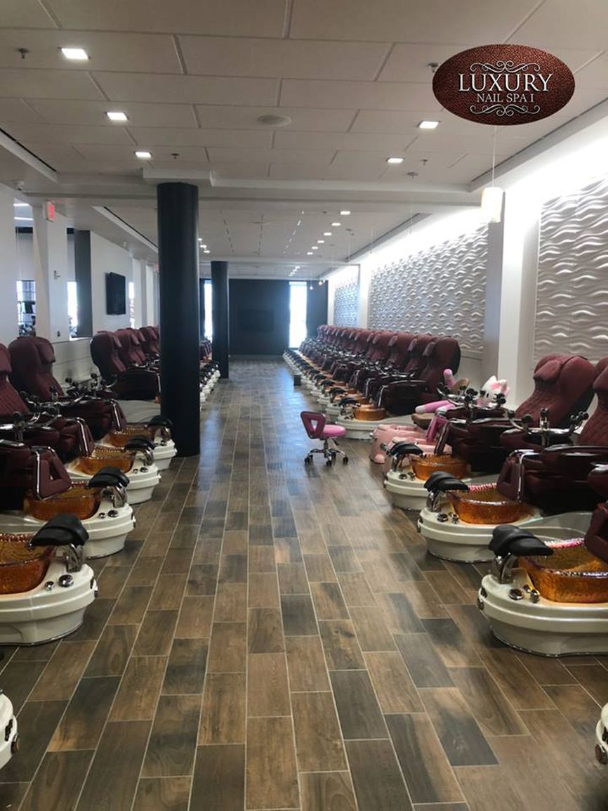 VinhD6's tweet photo. Our nail salon is the place to go when you want elegance and care. We’re passionate about helping our clients feel confident through beautiful nails. Come see us today! #NailSalon
https://t.co/QAKUr6SD0M https://t.co/Eg2SQluvoH