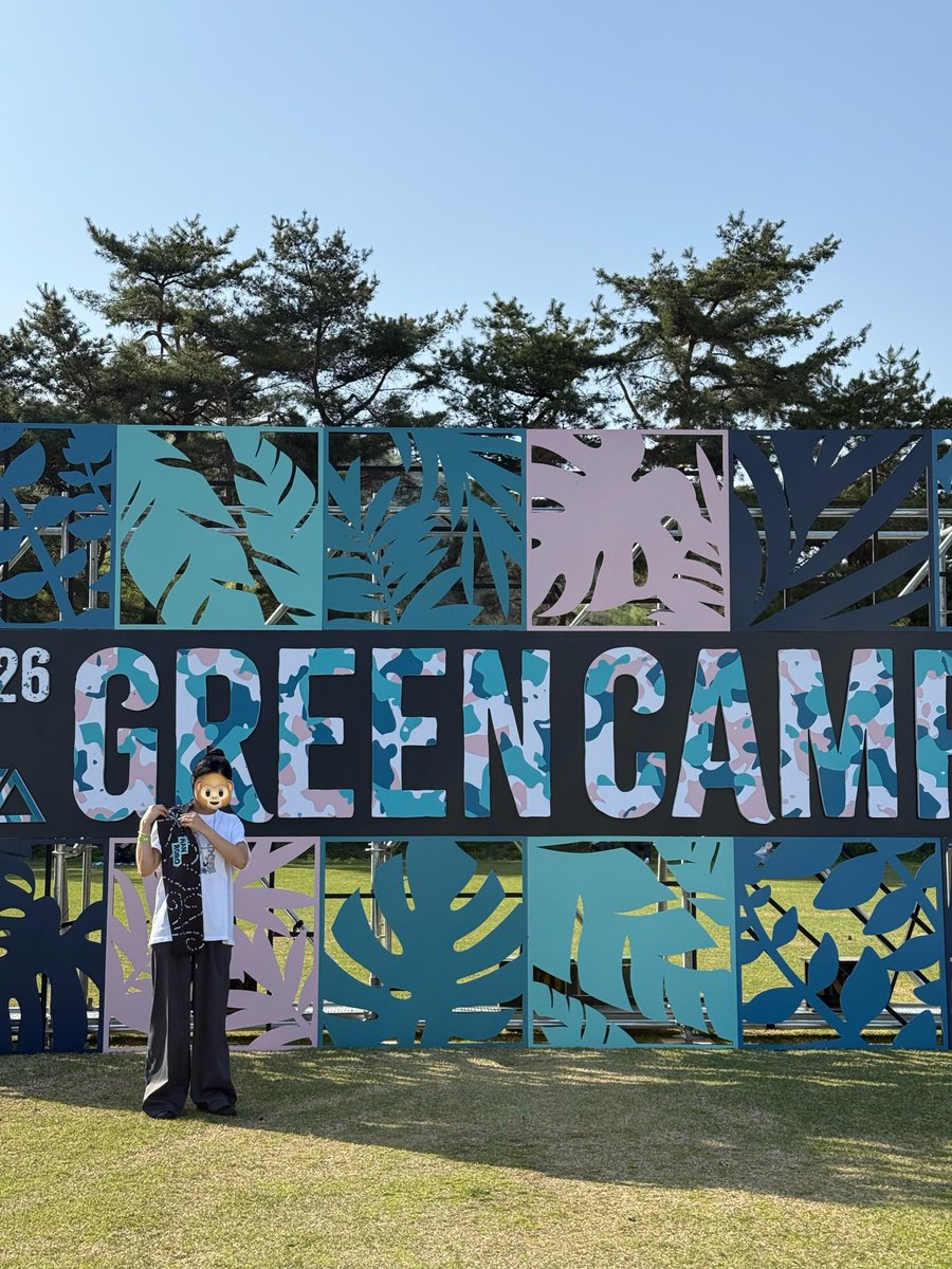 무 tweet media