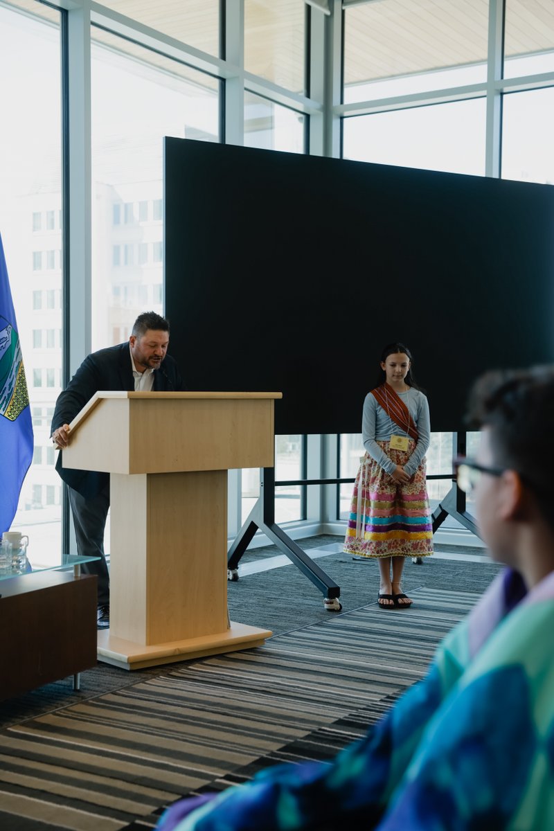 rdcrs's tweet photo. Congratulations to Aven Glover of St. Martin de Porres School! Yesterday, she received the 2026 @ASBA_AB Honouring Spirit: Indigenous Student Award in Edmonton - 1 of only 12 recipients!

She was recognized for her leadership, environmental stewardship, &amp; cultural pride.👏📚 https://t.co/FEhYBVyTKr