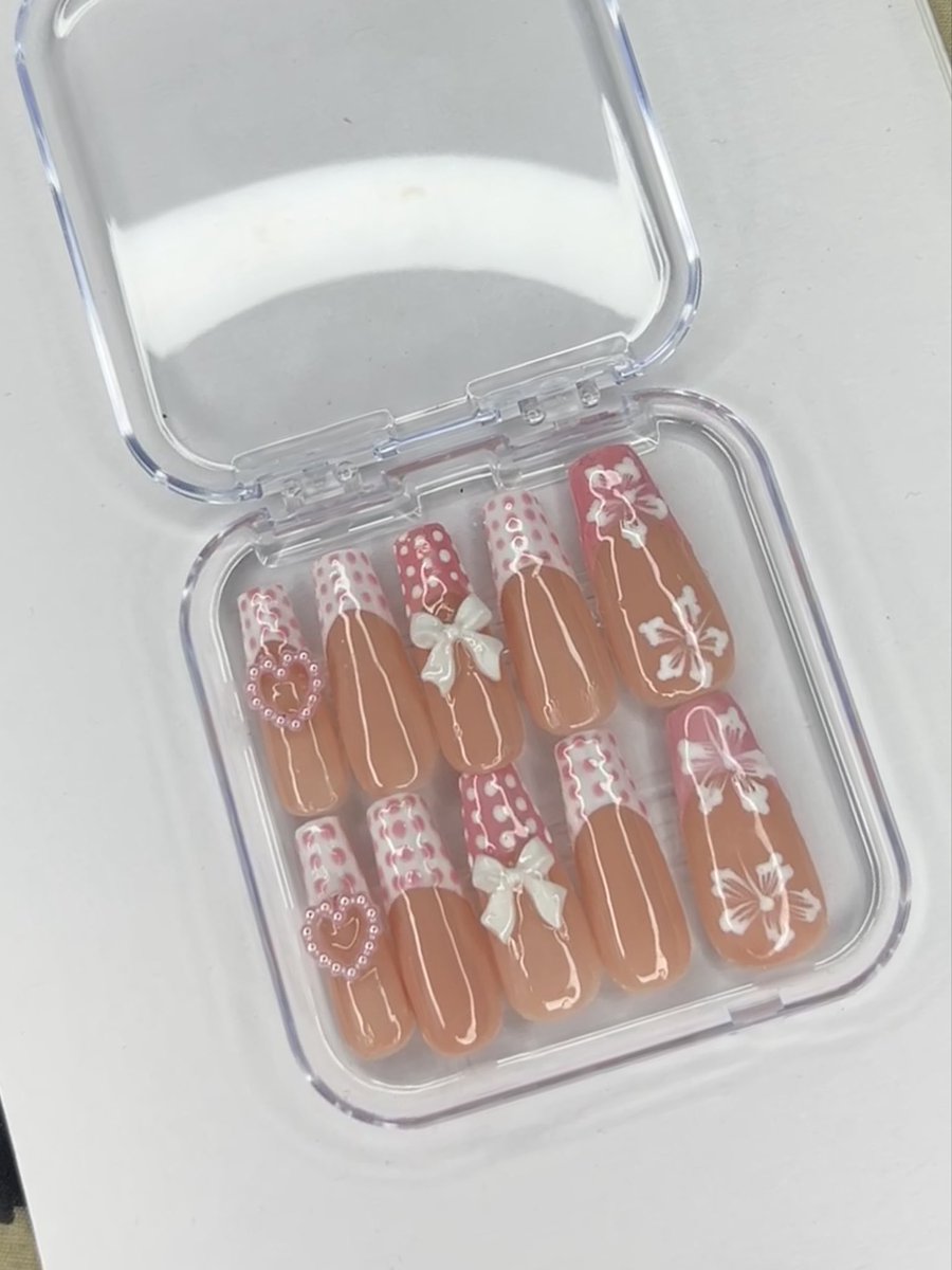 StarSetzshop's tweet image. Pink press ons 💅🏻💫
Available in my bio!
Accepting set requests dm me &amp;lt;3
#nails #pressonnails #beauty