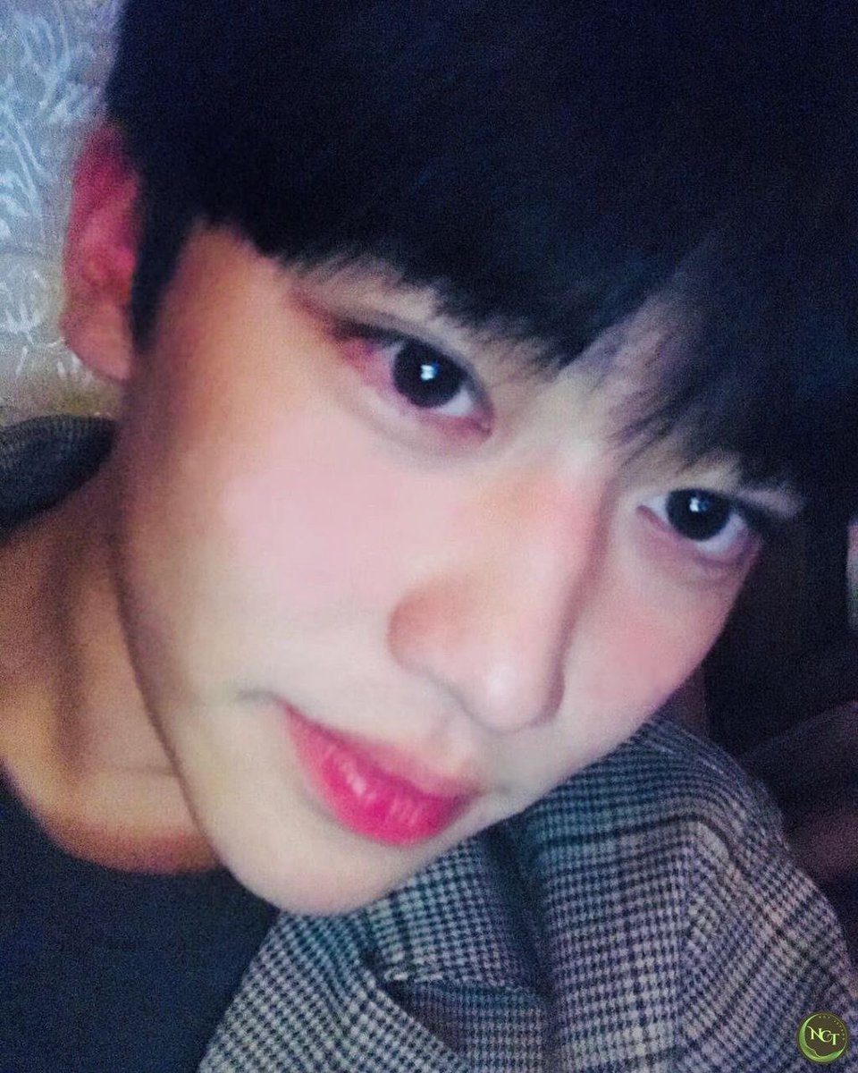 ชิอนตอนเป็นเด็กฝึกหน้าตาดีมากงะ สมแล้วที่ sm ยกกองไปแคสถึงมกโพ ตากลม จมูกโด่ง วิชวล 10/10 คับ ㅠㅠ ♡ ♡ ♡