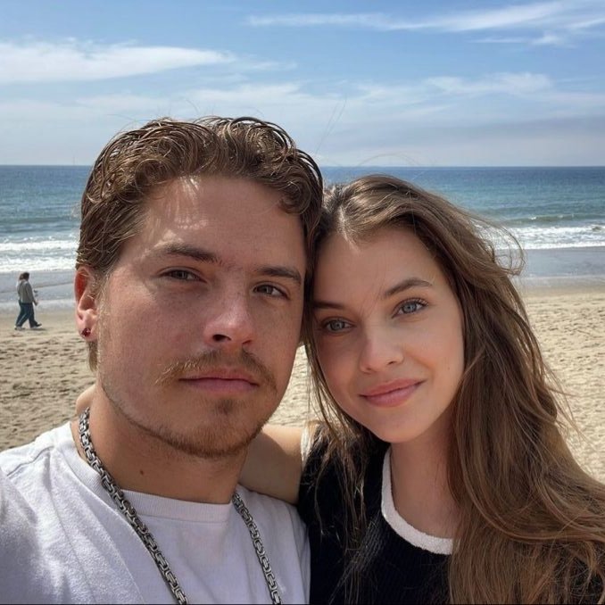 acervo dylan sprouse tweet media