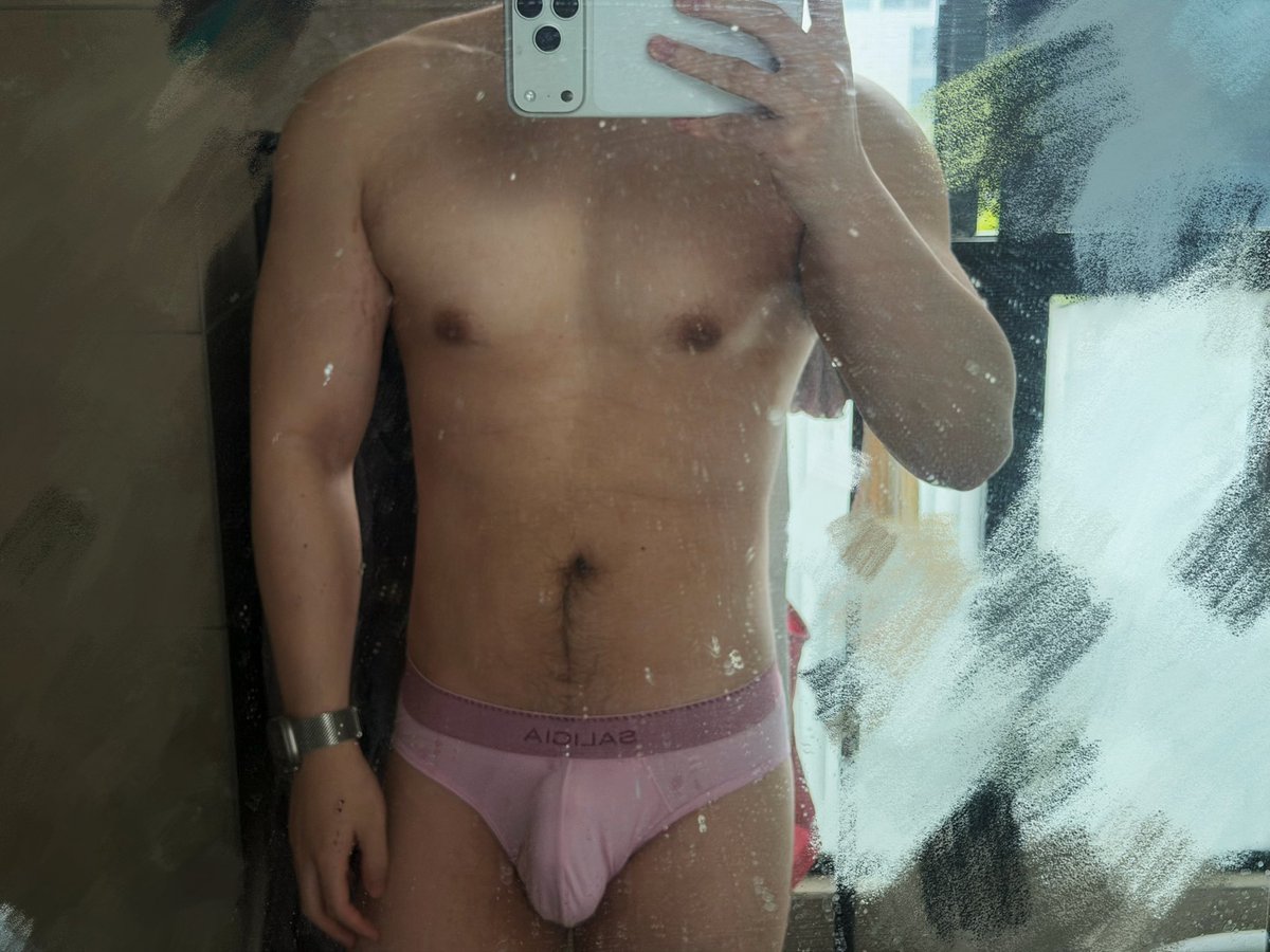 文弱书生 tweet media