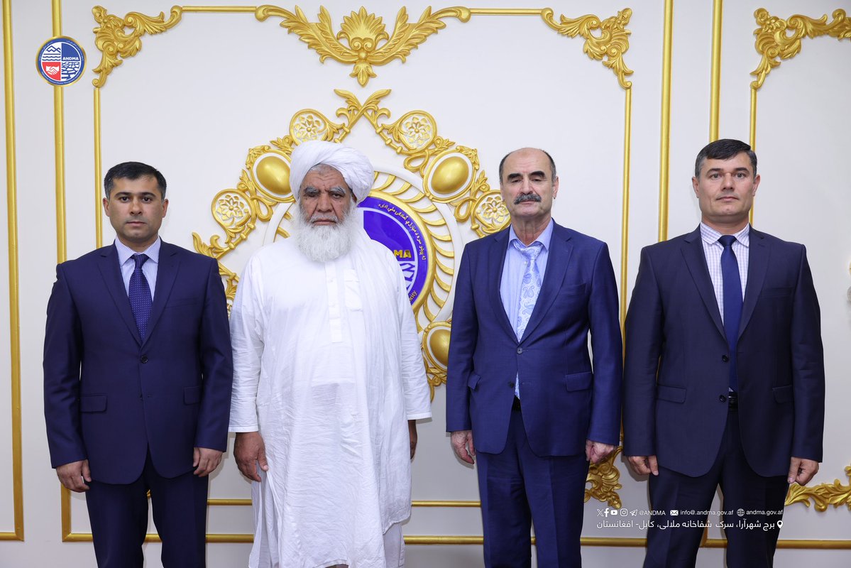 AfghanistanNDMA's tweet image. #Central_News | The Director General of Afghanistan National Disaster Management Authority Met with the #Ambassador of Tajikistan to Afghanistan

This evening on Tuesday, His Excellency Alhaj Mullah Nooruddin Turabi, the Director General of Afghanistan National Disaster