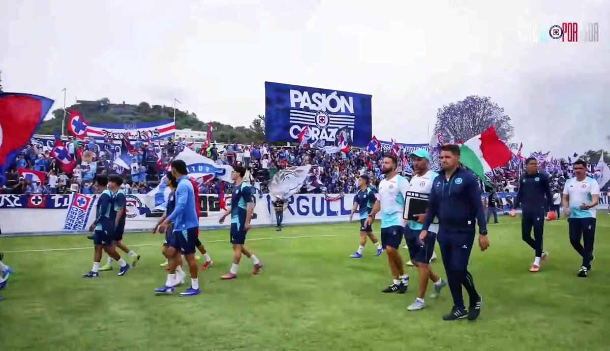 Sangre Azul tweet media