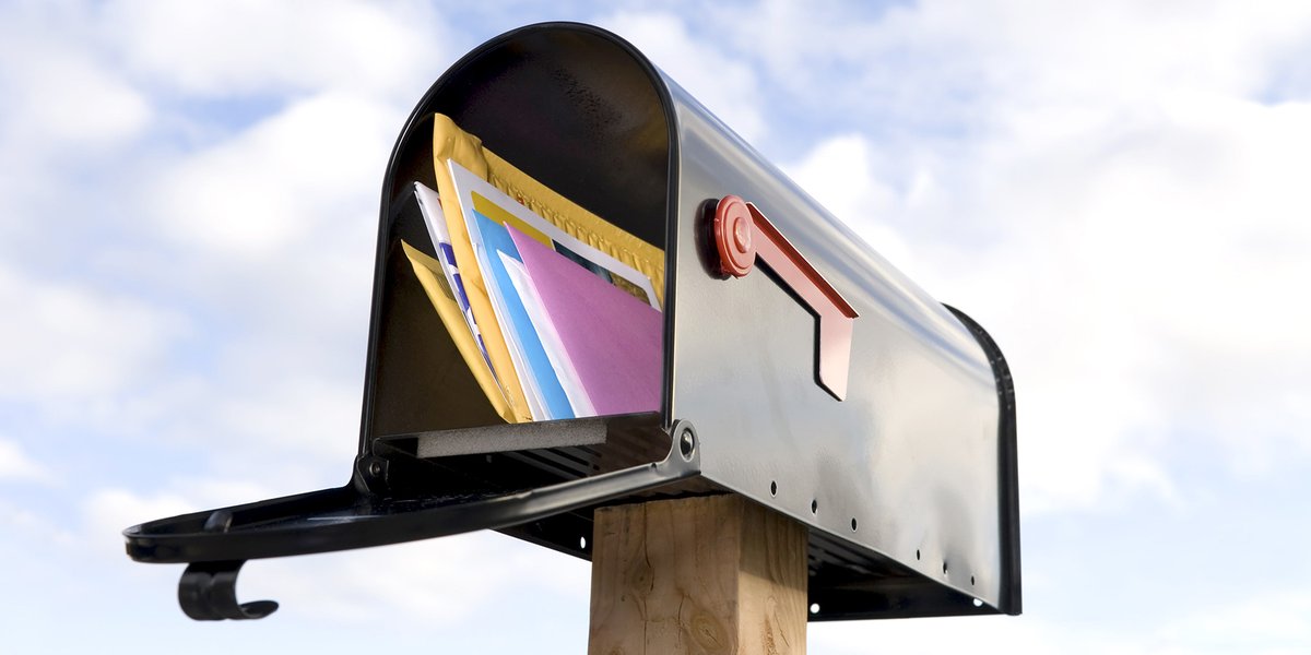 ShawmutDelivers's tweet image. Direct mail works because people pay attention.

Why it works:
• Memorable → people remember what they can hold
• Engaging → higher response rates than email alone
• Trusted → physical mail feels credible and personal

#DirectMail #PrintMarketing #MarketingStrategy