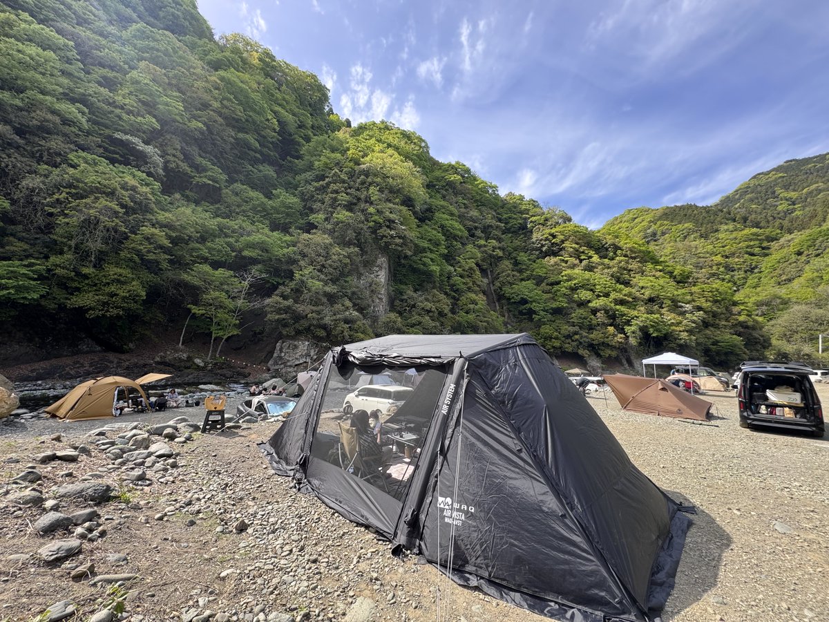 maee0905's tweet photo. 二泊三日 相模原キャンプ⛺️
新しい幕。エアテント

#青野原野呂ロッジキャンプ場
#LA'BELL クレープ＆エスプレッソ
#サンリオピューロランド
#さがみ湖morimori 
#waq air vista https://t.co/1sATWwjQP8