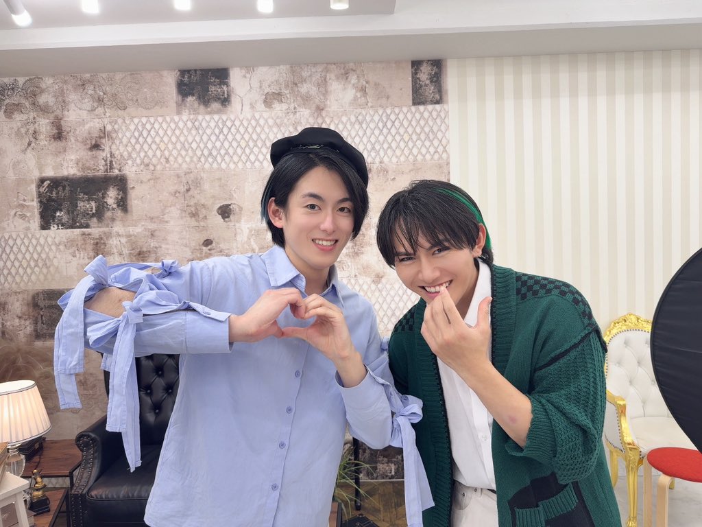 ラブイットとドーキー…？？
いや、💧みずっちと🌳モックです！！

#光人月逢 #ライブレンジャー