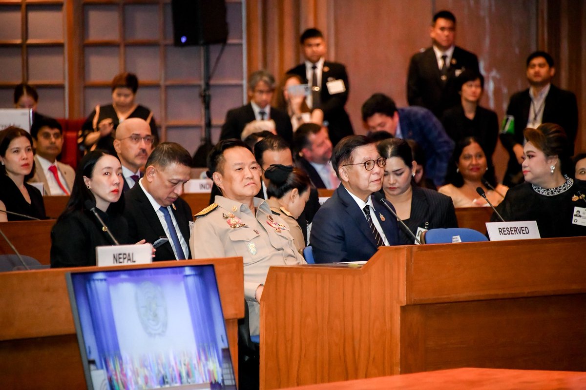 MFAThai's tweet photo. DPM/FM @SihasakPh joined PM’s delegation at the 82nd Session of #ESCAP and delivered Thailand’s statement at the General Debate, highlighting resilience and investing in the future, inclusive digital and green transitions, sustainable finance, developing carbon market, and South-South and triangular coop. to advance a sustainable future and achieve net-zero emissions by 2050. (20 Apr 2026)