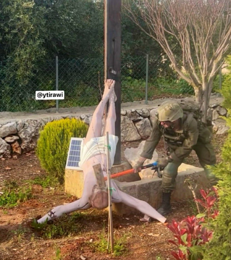 ChinChauHan's tweet photo. #Judaism theologically considers #Jesus a FRAUD.
It were the #jews of #Jerusalem at whose behest the #Roman governor Pontius crucified #Christ
So, its totally understandable this #israeli soldier broke the idol of #JesusChrist in #Lebanon https://t.co/Nj2DCeqM4T