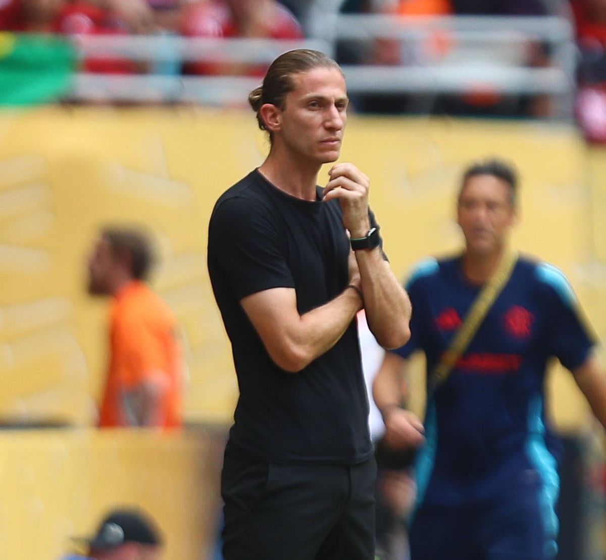 𝗥𝗲𝘁𝗿𝗼 𝟮𝟯 tweet media