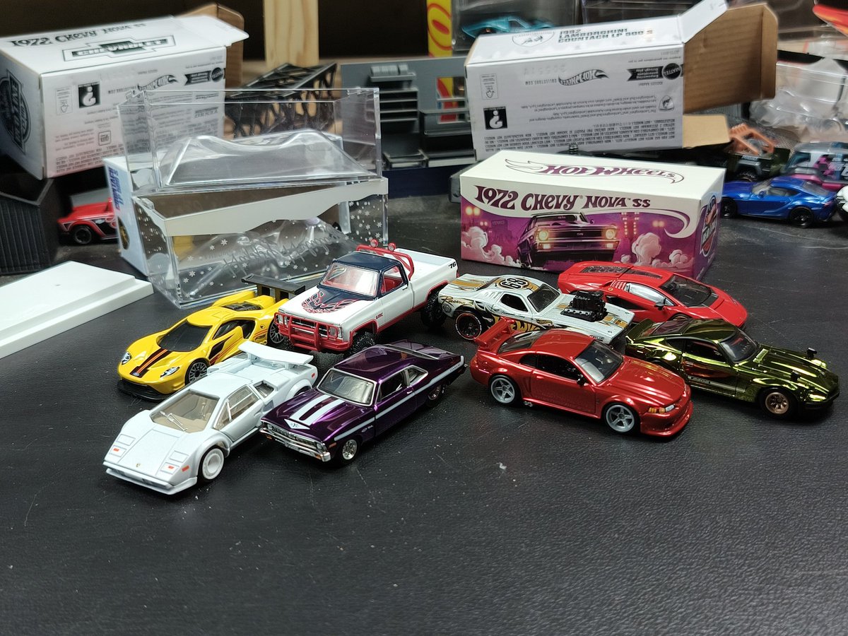 DiecastMayhem's tweet image. Got lucky at my local convention last weekend! Full hunting and unboxing video over on my YT!
youtu.be/n3n8wYKJWHo?si…
#hotwheels
#diecast
#car
#cars
#diecastcollectors