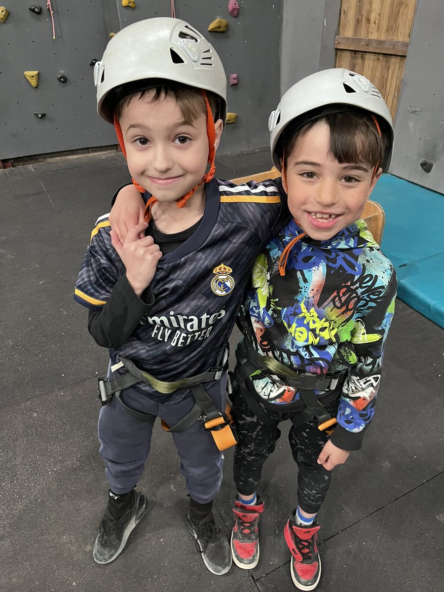 Roundhay Year 4 tweet media