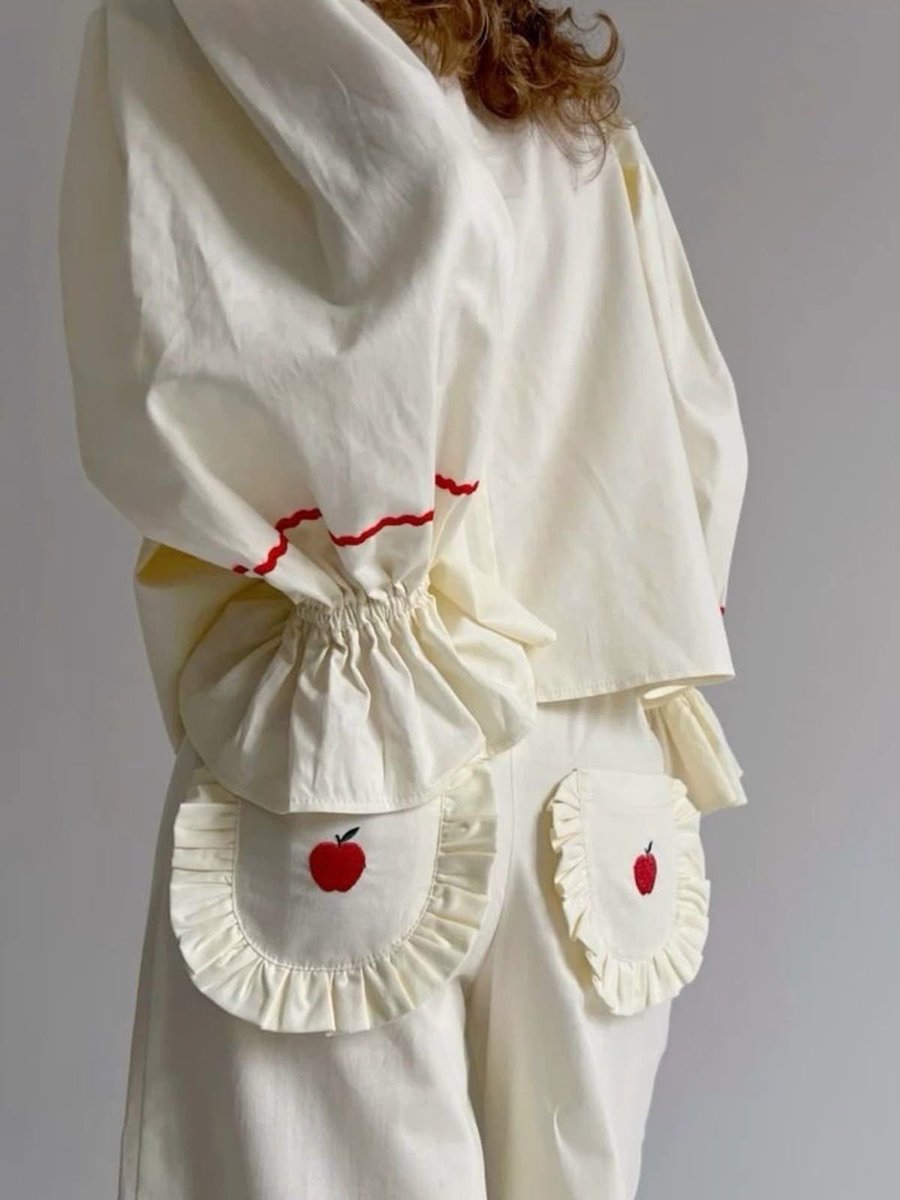 อเวจีสีชมพู tweet media