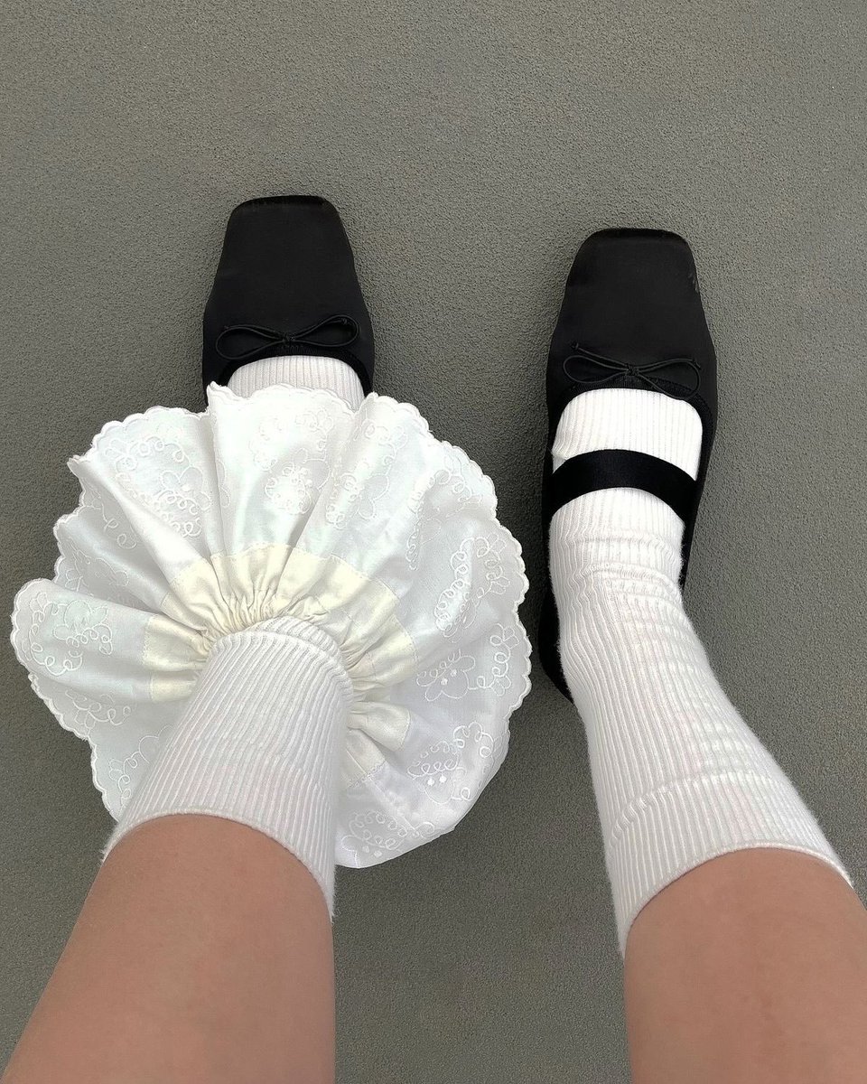 อเวจีสีชมพู tweet media