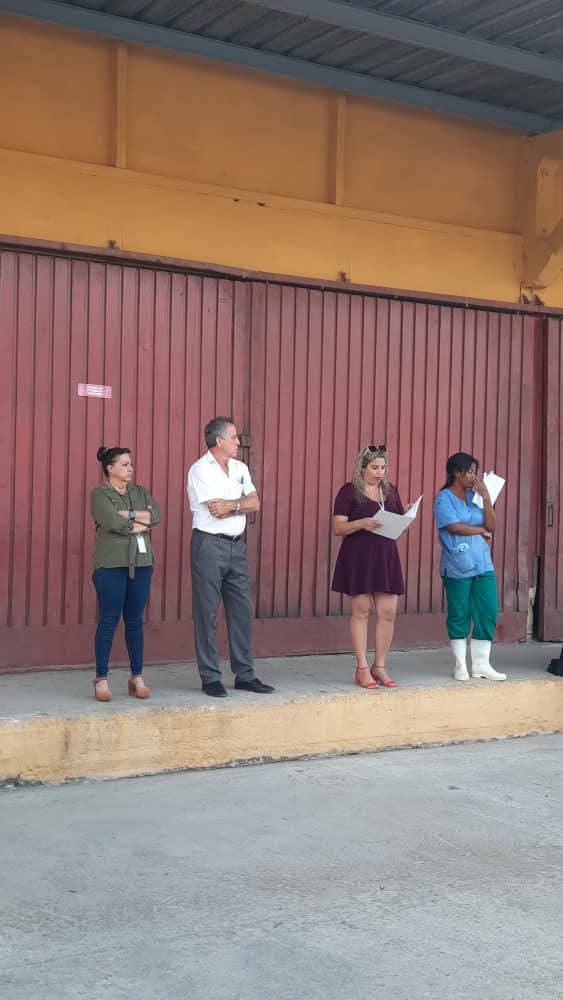 Se realiza en Papas&amp;Co.S.A matutino especial para la convocatoria al #1roDeMayo y la reafirmación de defender nuestra #RevoluciónSocialista  hasta las últimas consecuencias. 
#CubaEstáFirme