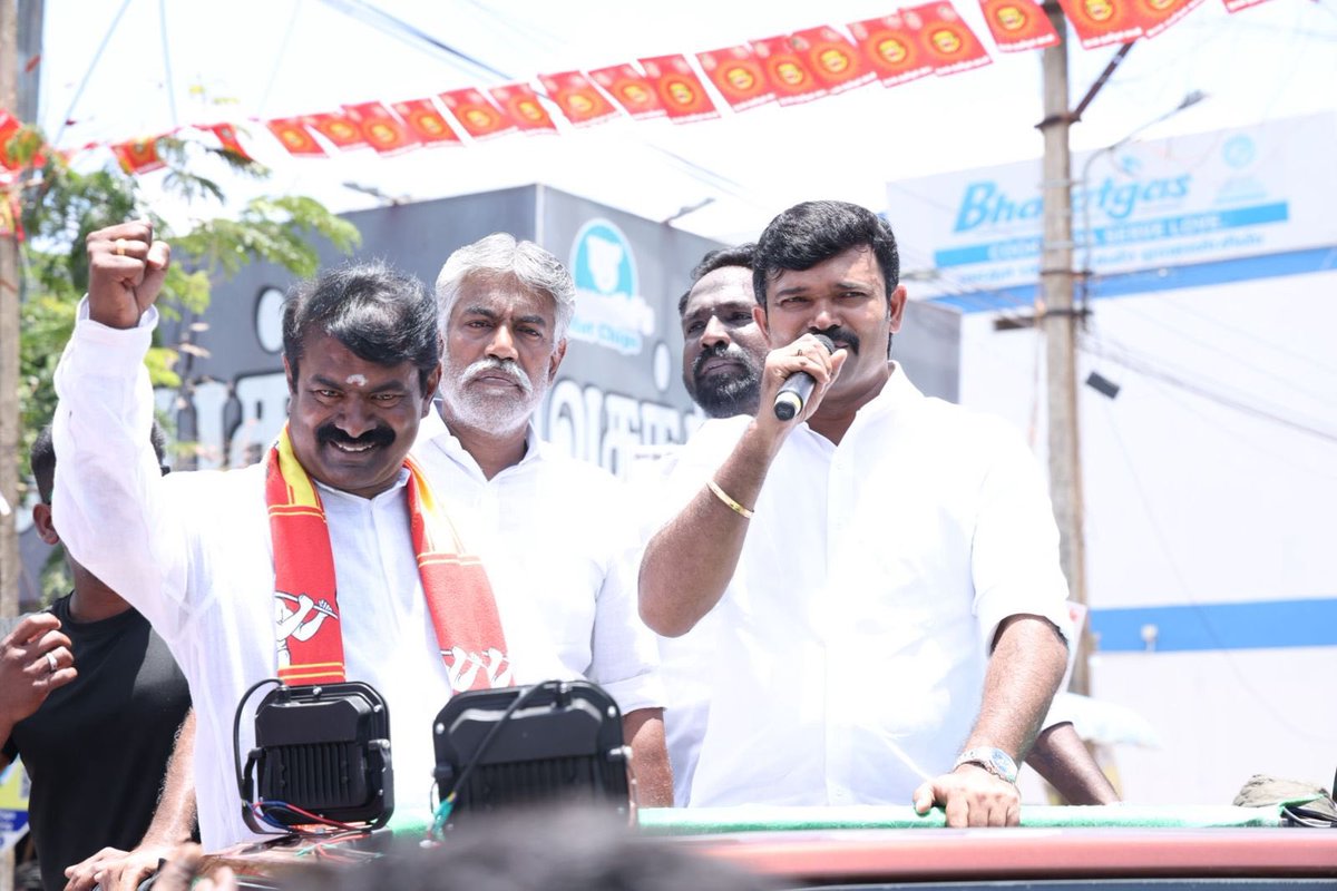 Saattaidurai's tweet image. தூய அரசியல் விதைகளை 
தமிழ்நாடெங்கும் தூவியிருக்கிறோம் !

நல்ல அரசியல் முளைக்கும் என்ற நம்பிக்கையோடு காத்திருக்கிறோம் !

#naamtamilarkatchi #karaikudi #election2026 #seeman #seemaninkaraikudi 
#வெல்லப்போறான்_விவசாயி