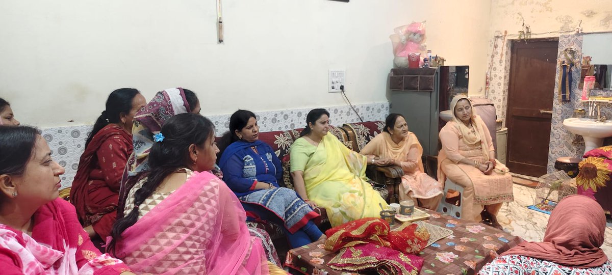 priyasethibjp's tweet image. "जन आक्रोश रैली... 
#Jammu....
यहाँ तक कि विपक्षी दल के भीतर काम करने वाली महिलाएँ भी अंदर से गहरी आहत हैं। उन्होंने एक माँ और एक बेटी का अपमान किया है।