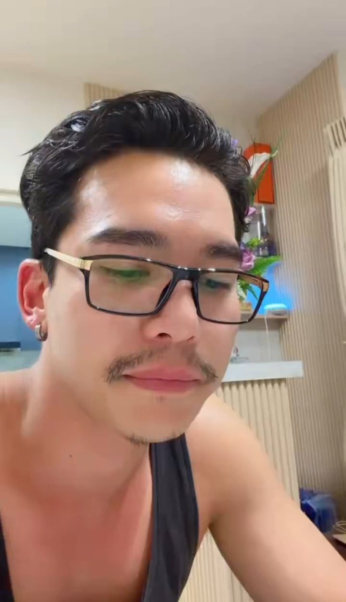 ₊˚⊹ ɨʍʍʏ 🍭🍧 tweet media