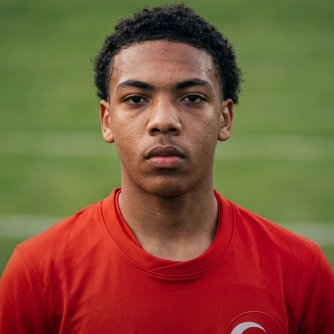 Trabzonspor, Ruslan Malinovskyi ve Thierry Karadeniz transferlerinde imza aşamasına geldi.