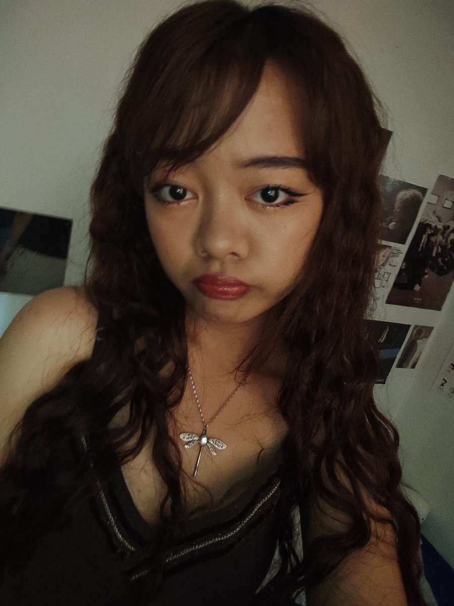 stuckbygyu's tweet image. with our joint yearnful tendencies we will take over the world

#MOASelcaDay #MOASD #MSD #BEOMGYU #TXT #TOMORROW_X_TOGETHER