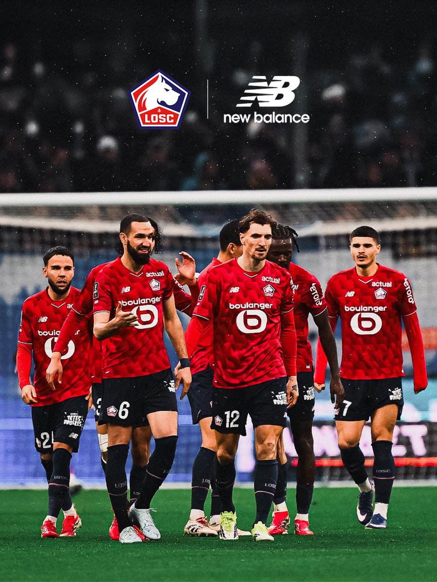 Lillefrenchspp's tweet photo. 🚨 𝗢𝗙𝗙𝗜𝗖𝗜𝗘𝗟 ! Le LOSC et New Balance prolongent leur partenariat historique ! 🔴⚪🤝🔥
Une collaboration qui dure depuis 2016 et qui continue pour encore plusieurs années 👕✨
#LOSC #NewBalance #Dogues https://t.co/EHXjKw8UzZ