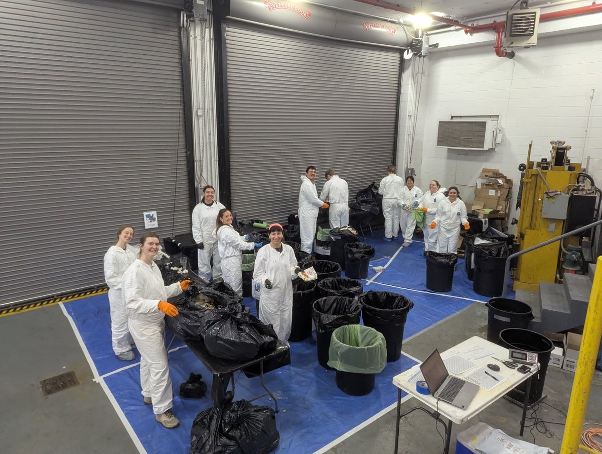 ERGupdate's tweet photo. ♻️ A dedicated team of ERGers recently conducted a waste audit for a client in Washington, D.C. Over the course of 9+ hours, the team hand-sorted 2,000+ pounds of waste!

The data collected will help improve the client's waste management practices.

A big thank‑you to the team! https://t.co/LjyIPF1D8w