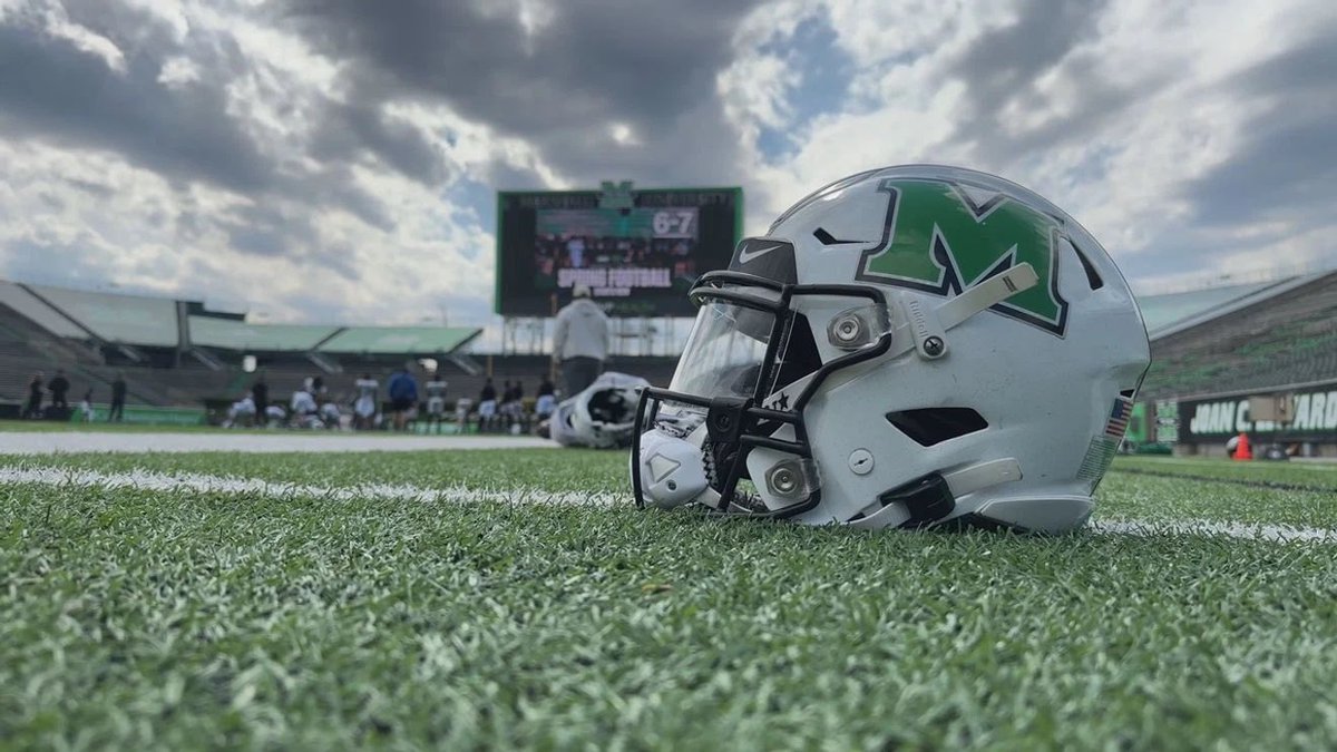 MylzWilliams7's tweet photo. Blessed to receive an offer from Marshall University🟢@CoachJDWhite @CoachDeanHood @BuckFitz @NCEC_Recruiting @beyond_grind @jaxon_rose8 @scoop1914 @cosimp4real @CharlesPower @ChadSimmons_ https://t.co/Lpg006dlxM