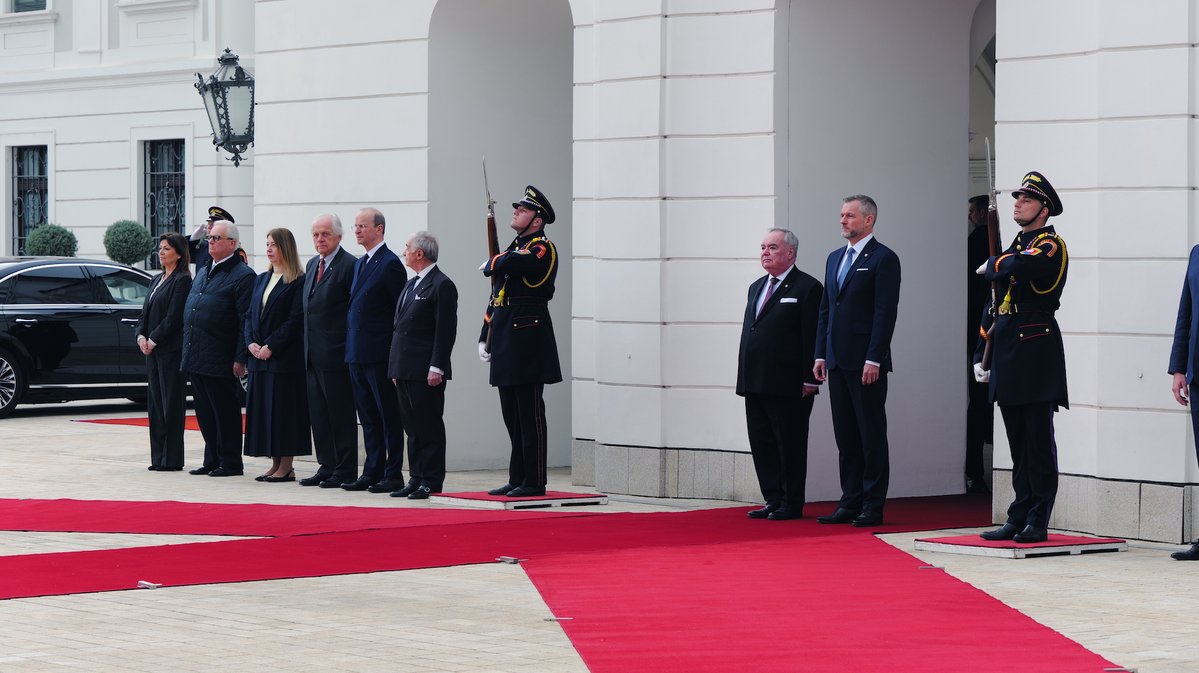 orderofmalta's tweet image. The #OrderofMalta’s Grand Master Fra’ John T. Dunlap met Slovak President @PellegriniP_ in Bratislava, reaffirming strong ties and humanitarian cooperation. Focus on Ukraine response &amp;amp; the work of Malteser Aid #Slovakia supporting vulnerable communities.
orderofmalta.int/news/the-grand…