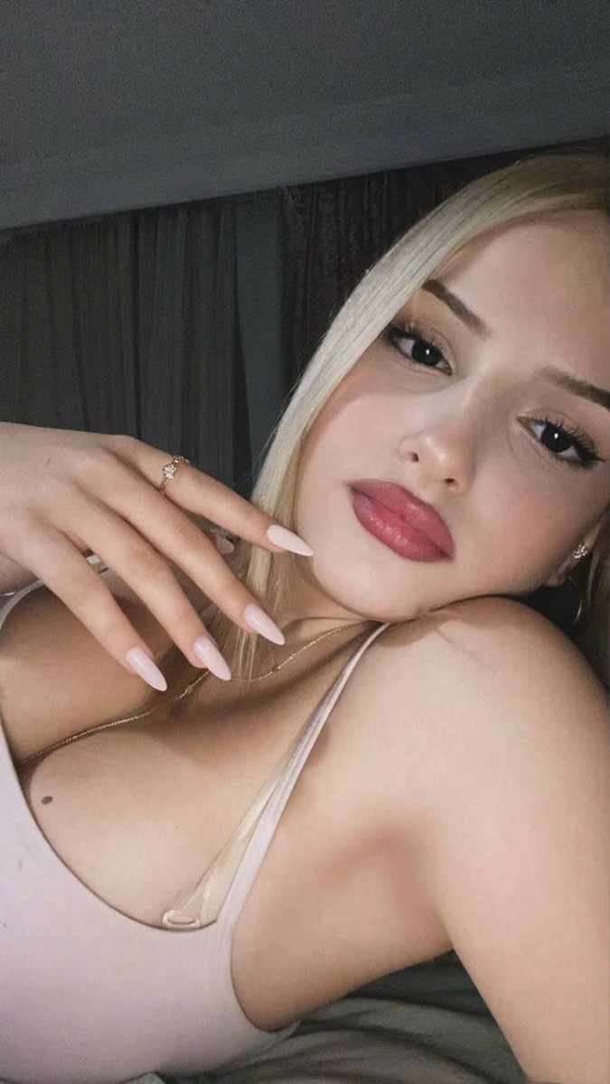 Douglas Freeman tweet media