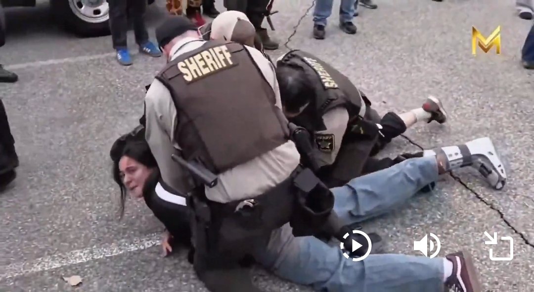 🇺🇸1st tweet media