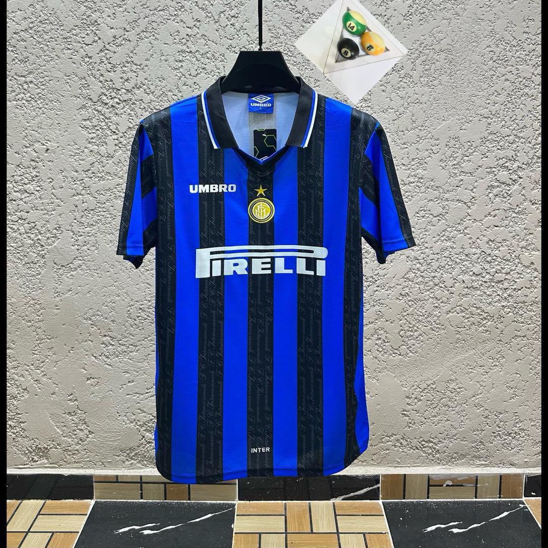 WRONG ID tweet media