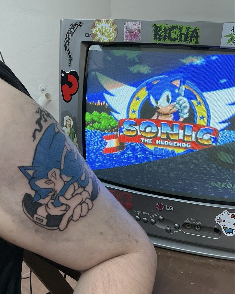 𝘾𝘼𝙄𝙈 tweet media