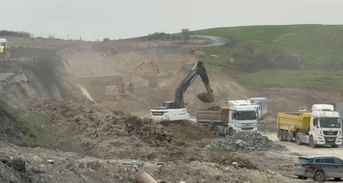 Bolluca Insider tweet media