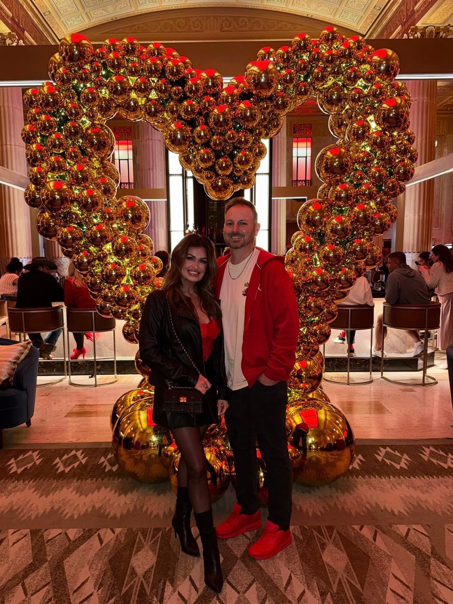 Bdrumm_OUI's tweet photo. Happy Anniversary to the love of my life, my better half &amp; the one that keeps me going, @AMYMBO12! 

Nearly 15 years together &amp; not one second have I thought anything other than how lucky me &amp; kiddos are! We are so blessed! 

Here’s to 15 more X THREE! 

Love you, Gorgeous! https://t.co/RFNFdx6vRN